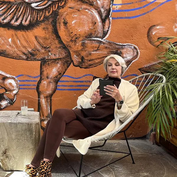 Carmela Carlyle — sound healer in San Miguel de Allende