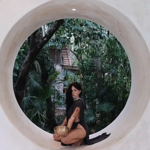 Meliya May — sound healer in Tulum